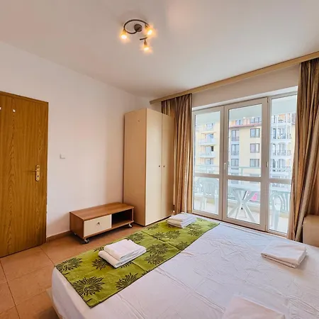 Apartman Sunny House 203 One Bedroom