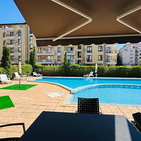 Sunny House 203 One Bedroom *